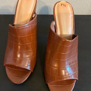 BCBGENERATION Womens Slip On Heels - Size 7.5